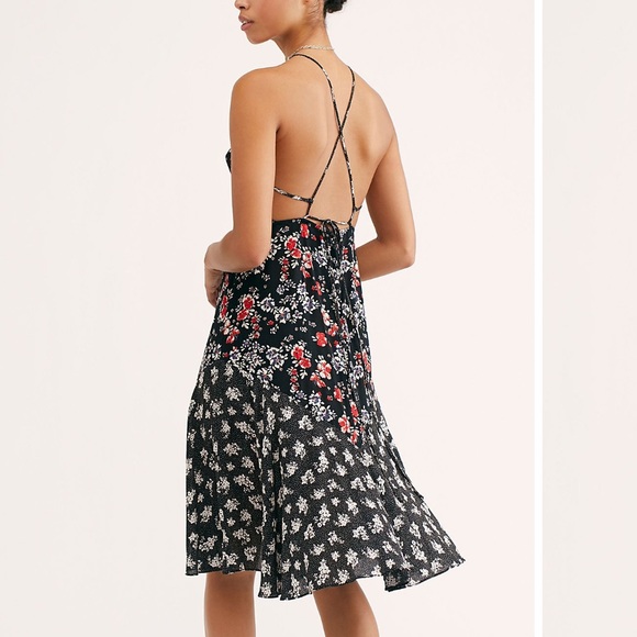 Free People Dresses & Skirts - Show Stopper Printed Slip Dress